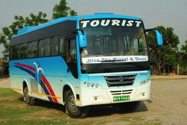 Bus to Chitwan