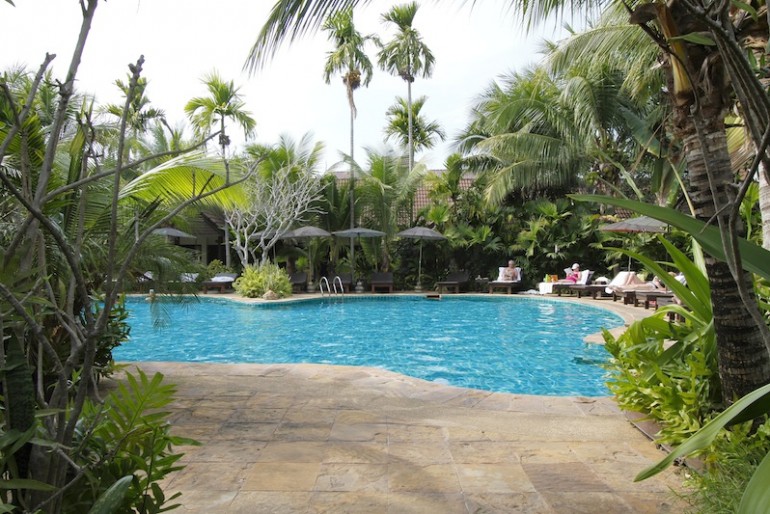 Laluna Hotel and Resort swimming pool