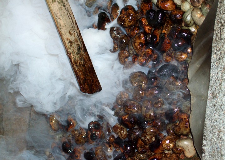 Roasting the cashew