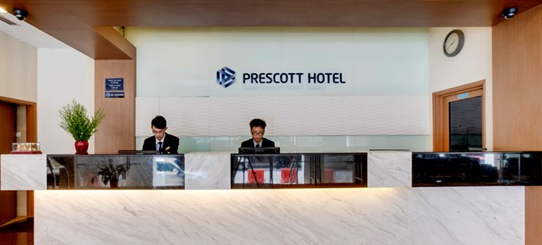 Prescott hotel reception