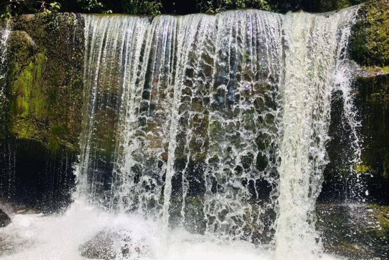 Pee_an Waterfall