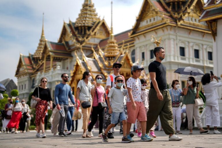 Thailand plans to introduce 300 THB tourist fee from June