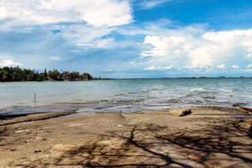 Susaan Hoi: Krabi’s Fossil Shell Cemetery