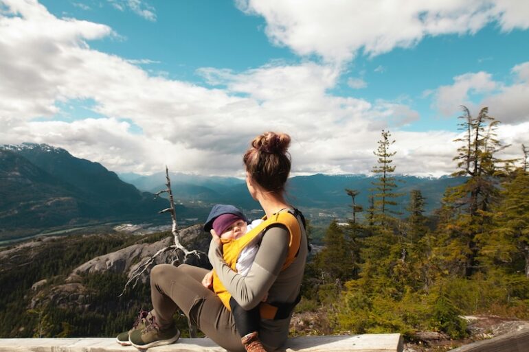 How to Enjoy an Adventurous Family Vacation While Traveling With an Infant