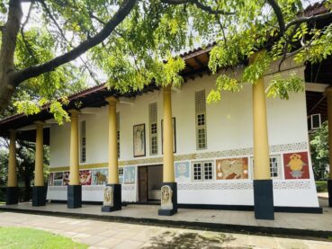 Fascinating Wall Painting Museum in Dambulla, Sri Lanka
