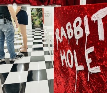Behind the Veil: Singapore’s Secret “Wonderland” Dinner Experience